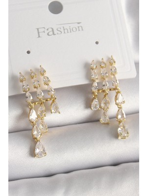 K-Yonlineticaret Pirinç Gold Renk Zirkon Taşlı Yağmur Model Kadın Küpe