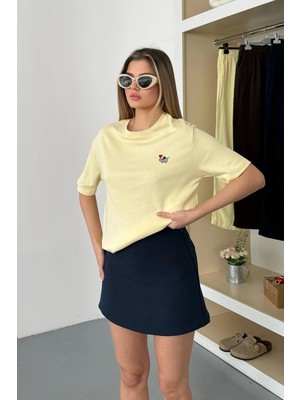 Giysa Kadın Bisiklet Yaka Fil Nakışlı %100 Pamuklu T-Shirt Sarı - 26Y 26729