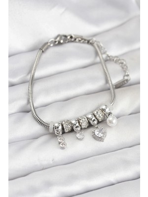 K-Yonlineticaret Pirinç Gümüş Renk Kalp Charmlı Kadın Bileklik