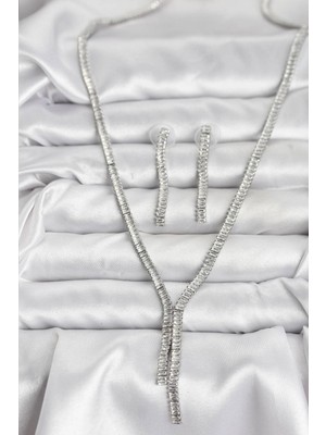 K-Yonlineticaret Gümüş Renk Baget Zirkon Taşlı Kadın Kolye Küpe Set