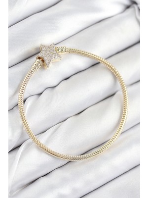K-Yonlineticaret Pirinç Charm Zirkon Taşlı Yıldız Model Gold Renk Kadın Bileklik