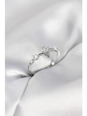 K-Yonlineticaret Minimal Kutup Yıldızı Model Zirkon Taşlı Gümüş Renk Kadın Yüzük