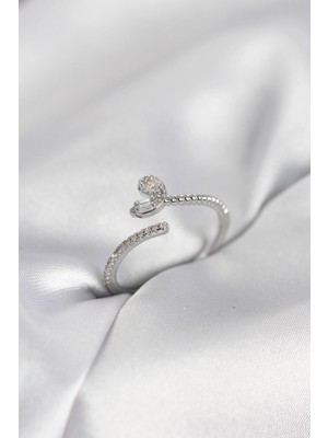 K-Yonlineticaret Gümüş Renk Pirinç Kuyruklu Kalp Model Kadın Yüzük