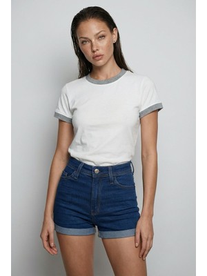 Madmext Beyaz Bisiklet Yaka Çift Renkli Basic Tişört MG2682