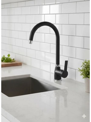 Sardıcı Siyah Mutfak Bataryası Pürüsüz Yüzey Çift Su Giriş Şık Tasarım