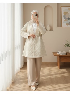 Modamorfo V Yaka Beli Bağcıklı Cepli Düğmeli Kap -Bej