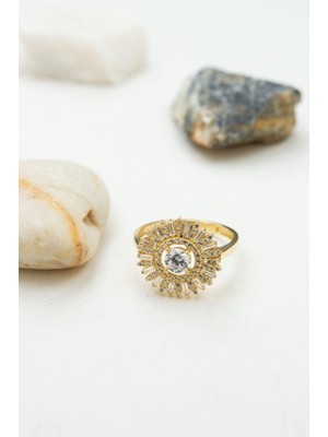 Latif Kuyumcu 14 Ayar Altın Baget Taşlı Yüzük LKYZK1554