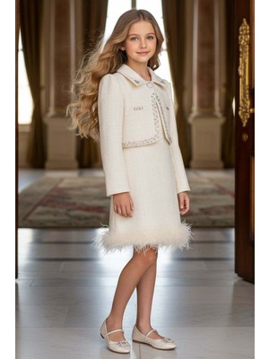 Riccotarz Kız Çocuk Yaka ve Kenarlar Boncuk ve Taş Işleme Ceket Etek Ucu Tüylü Kolsuz Beyaz Şanel Elbise