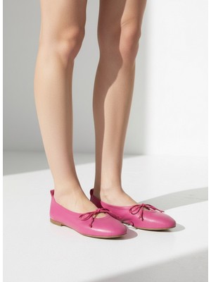 Manzo 26215 Hakiki Deri Büzgülü Bağcık Detaylı Yuvarlak Burun Babet Ayakkabı