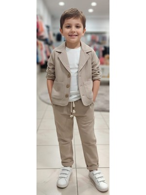Asel Butik Erkek Çocuk Blazer Ceketli Keten Görünümlü 3’lü Takım – Bej