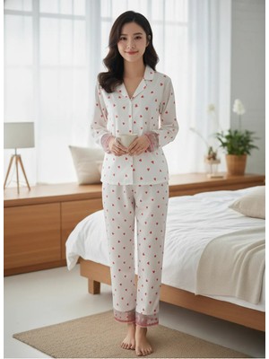 Laperissa Kalp Desenli Saten Uzun Pijama Takımı – Düğmeli Üst, Rahat Kesim