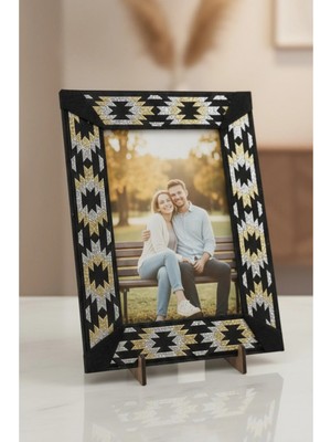 Fantastic 10X15 cm Dokuma Bordürlü Fotoğraf Çerçevesi - 5 Farklı Desen Seçeneği - 14X19 Lüks Dekoratif Çerçeve