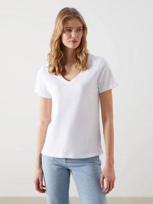 Lc Waikiki Yeni Sezon V Yaka Kadın Tişört