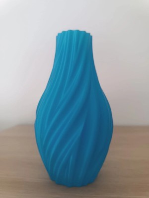 3D Baskı Modern Spiral Dekoratif Vazo – Şık Salon Masaüstü Biblo Vazo (95X95X170 Mm)