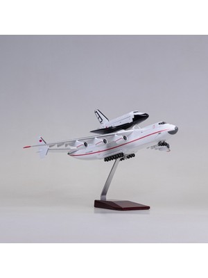 Veronese Antonov ve Uzay Mekiği Buran Koleksiyon Uçak Seti 42CM
