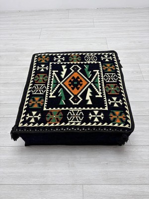 Bakırözü Home Anadolu Lacivert Modeli Çökmeyen Süngerli Şark Köşesi Orta Sehpa (60 x 60 x 20 Cm)