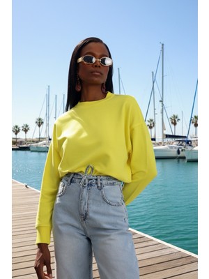 5in1Canpolat Sarı Bisiklet Yaka Basic Sweatshirt 9002