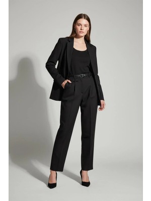 Madmext Siyah Pens Detaylı Kapaklı Düz Paça Kumaş Pantolon MG2642