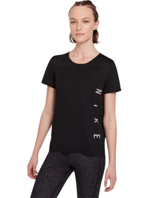Nike Women's Miler Run Division Black Reflective Ss T-Shirt Siyah Kadın Spor Tişört