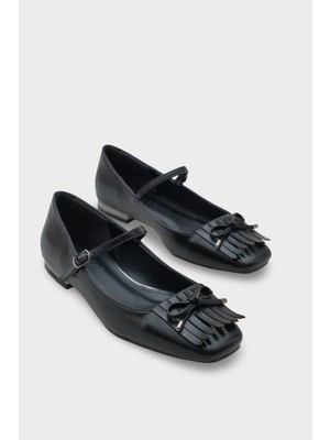 Capone Outfitters Kelsy Küt Burunlu Püsküllü Kısa Topuklu Kadın Babet