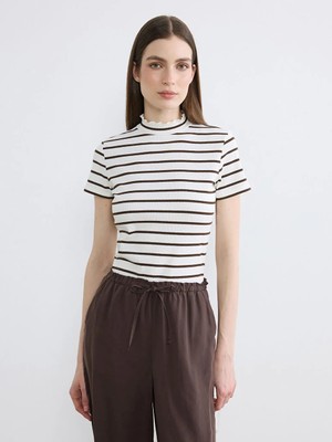 LC Waikiki Kahverengi Fırfırlı Dik Yaka Çizgili Kadın Tişört