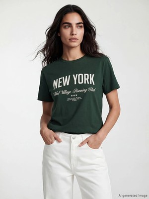 LC Waikiki Yeşil Bisiklet Yaka New York Baskılı Kadın Tişört