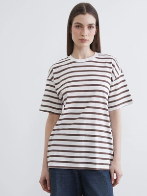 LC Waikiki Kahverengi Bisiklet Yaka Çizgili Kadın Tişört