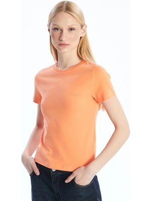 LC Waikiki Turuncu Bisiklet Yaka Nakışlı Kadın Tişört