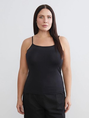 LC Waikiki Siyah Büyük Beden Kare Yaka Ip Askılı Kadın Atlet 2'li