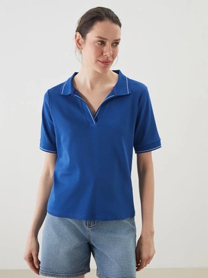 LC Waikiki Mavi Polo Yaka Kadın Tişört