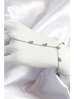 Aesco Pirinç Zirkon Taşlı Sallantılı Damla Model Gümüş Renk Kadın Şahmeran