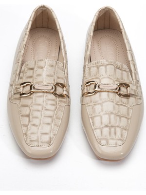 Shemard Kadın Bej Crocodile Parlak Cilt Tokalı Babet