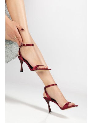 Shemard Kadın Bordo Saten Küt Burun Topuklu Ayakkabı