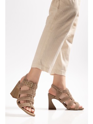 Shemard Aria Kadın Vizon Cilt Örgülü Detaylı Klasik Topuklu Ayakkabı