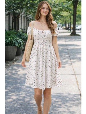 İnce Moda Giyim Madonna Yaka Çiçek Desenli Mini Elbise – 2 Renk Seçenekli