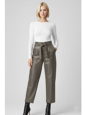 Deriderim Gri Kadın Havuç Kesim Beli Kemerli Astarlı Önde Cepli Hakiki Deri Pantolon
