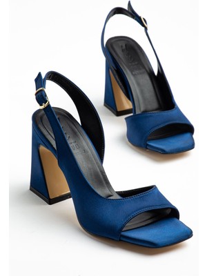 Shemard Benito Kadın Lacivert Saten Özel Tasarım Topuklu Ayakkabı
