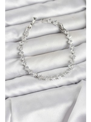 Aesco Kare Zirkon Taşlı Gümüş Renk Pirinç Su Yolu Kadın Bileklik