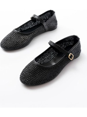 Uslucan Alışveriş 7432 Siyah Fileli Toka Detaylı Günlük Kadın Babet