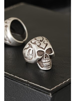 Ett Kuru Kafa Tasarımlı Eskitme Gümüş Desenli Ayarlamalı Model Erkek Yüzük