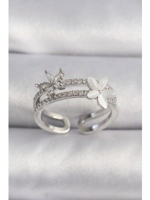 Ett Pirinç Gümüş Renk Zirkon Taşlı Çiçek Model Vıp Seri Kadın Yüzük