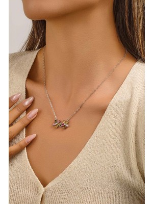 Fayra Accessories Turmalin Taşlı Çiçek Figürlü Beyaz Altın Kaplama Kolye