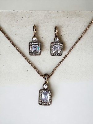 Fayra Accessories Zirkon Taşlı Baget Kolye ve Küpe Seti