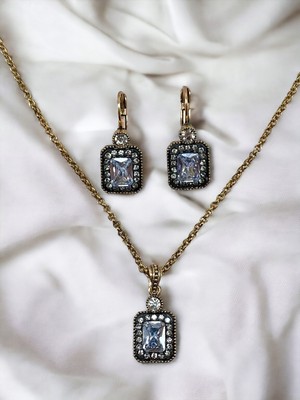 Fayra Accessories Zirkon Taşlı Baget Kolye ve Küpe Seti