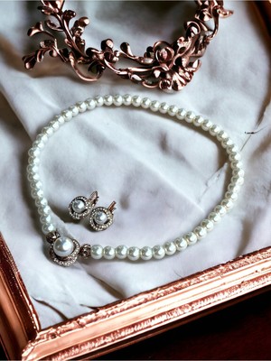 Fayra Accessories Zirkon Taşlı Sarmal Inci Kolye ve Inci Küpe Seti