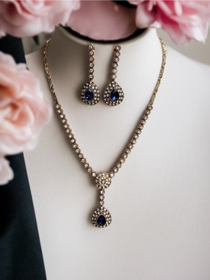 Fayra Accessories Zirkon Taşlı Su Yolu Zincirli Su Damlası Figürlü Gerdanlık Kolye ve Küpe Seti