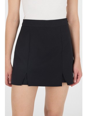 Yırtmaçlı Şort Etek