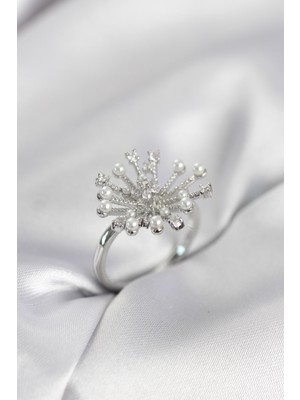 Ett Gümüş Renk Karahindiba Model Zirkon Taşlı Kadın Yüzük