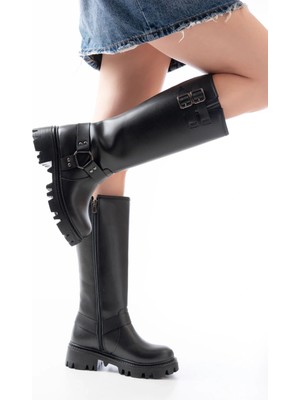 868-3026 Siyah Toka Aksesuarlı Fermuarlı Günlük Kadın Çizme