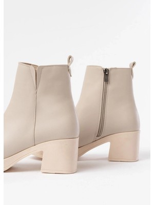 5109-3057 Bej Lastikli Fermuarlı Kalın Topuklu Günlük Kadın Bot
